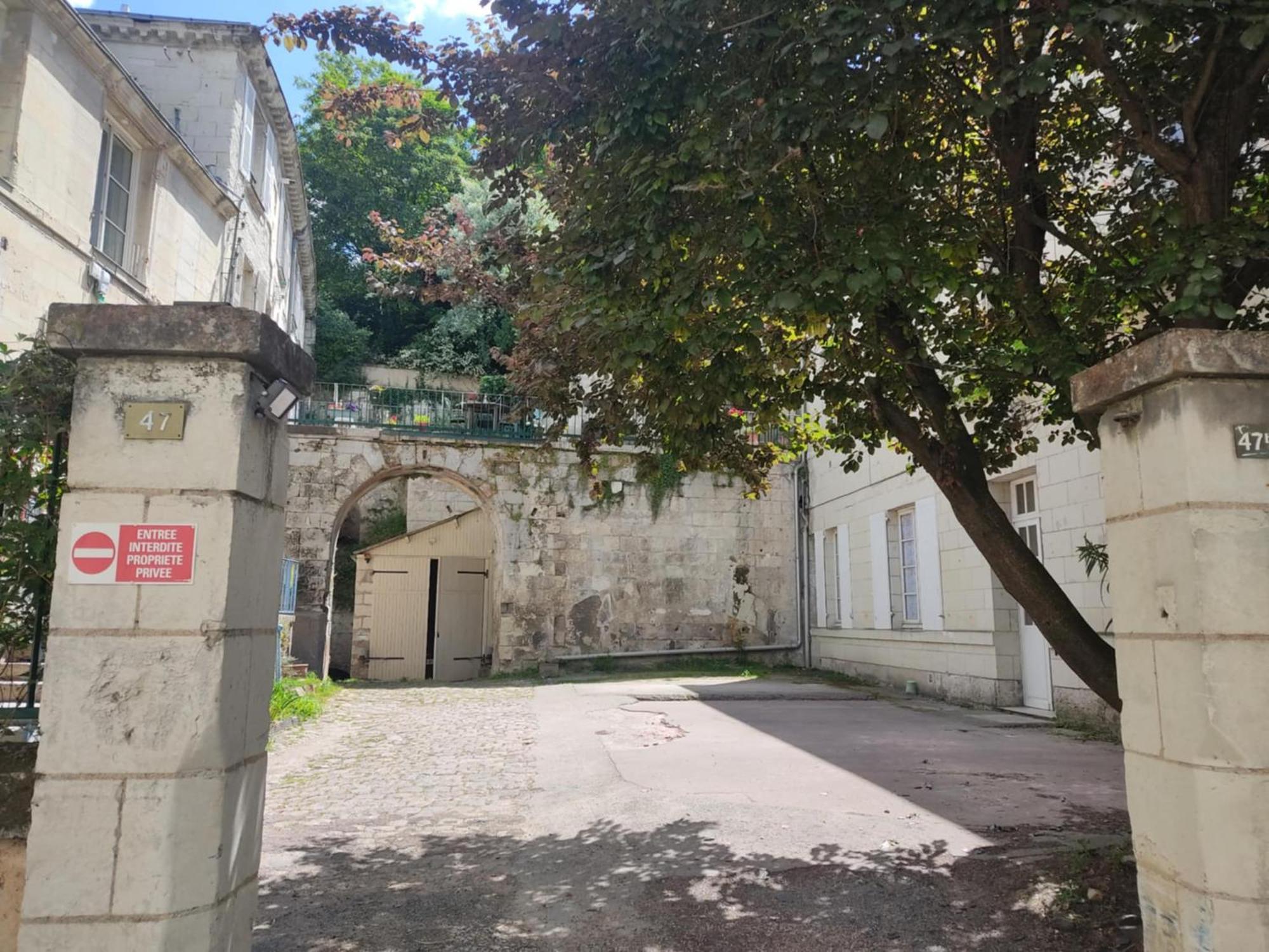 Appartement Avec Parking Prive Сомюр Экстерьер фото